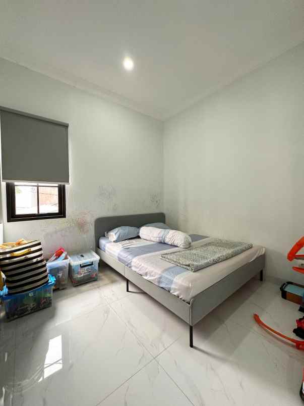 rumah jakarta timur