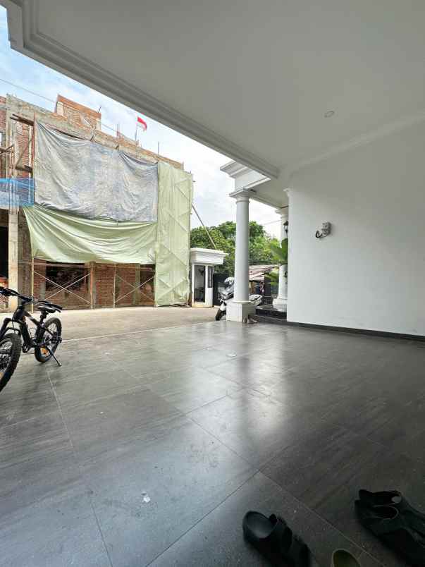 rumah jakarta timur