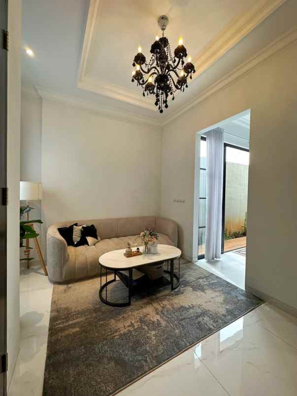 rumah jakarta timur