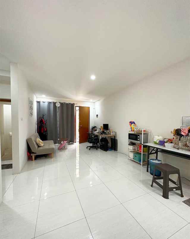 rumah jakarta timur