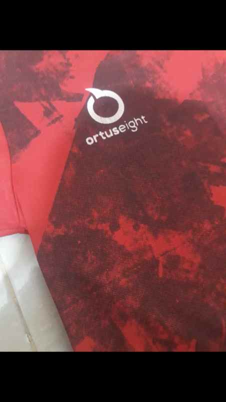 pakaian olah raga serang