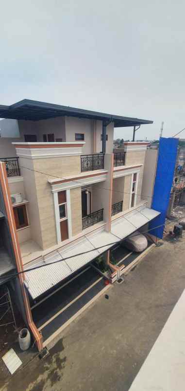 rumah jakarta timur
