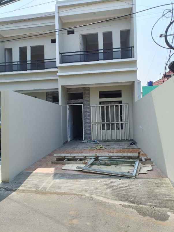 rumah jakarta timur