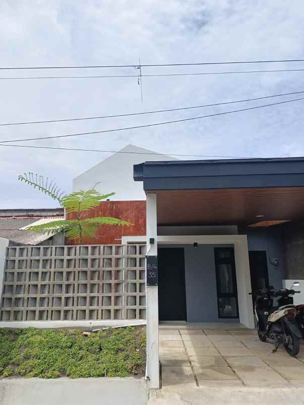 rumah pajangan