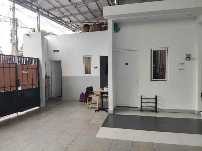 kost depok