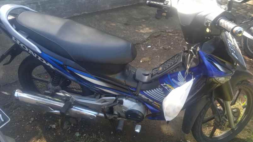motor honda cimenyan