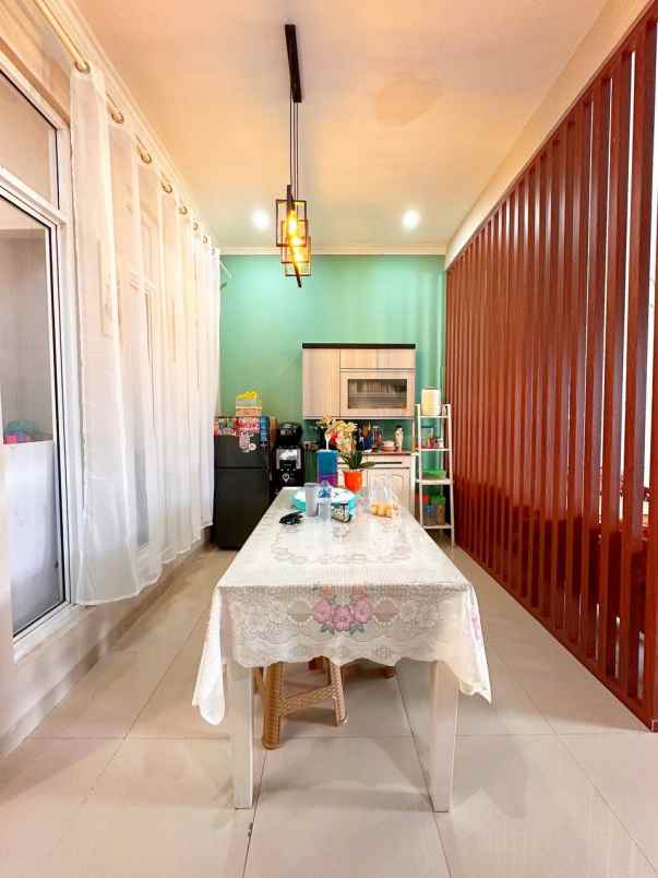 rumah bekasi