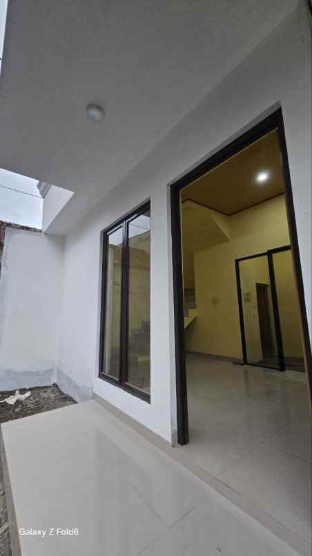 rumah ciracas