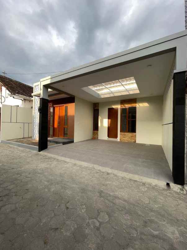 rumah mlati