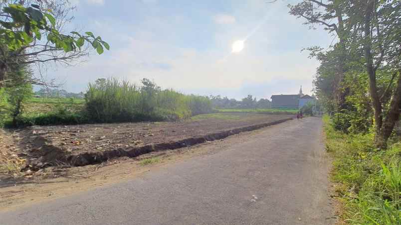 tanah sleman