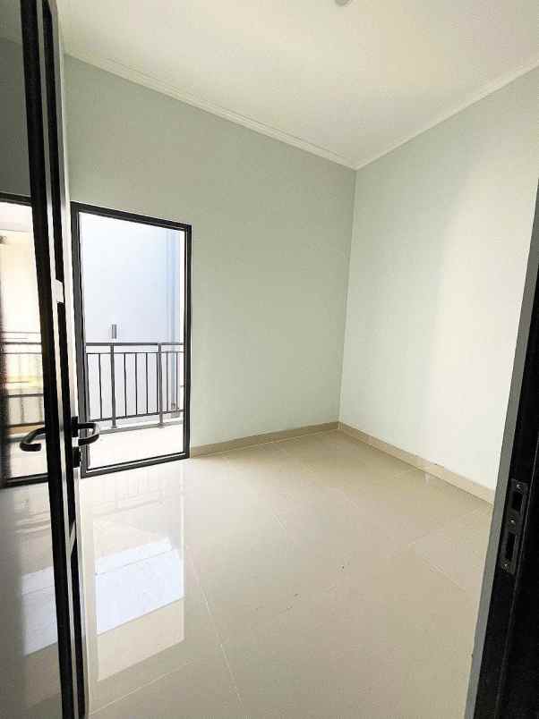 rumah kramat jati
