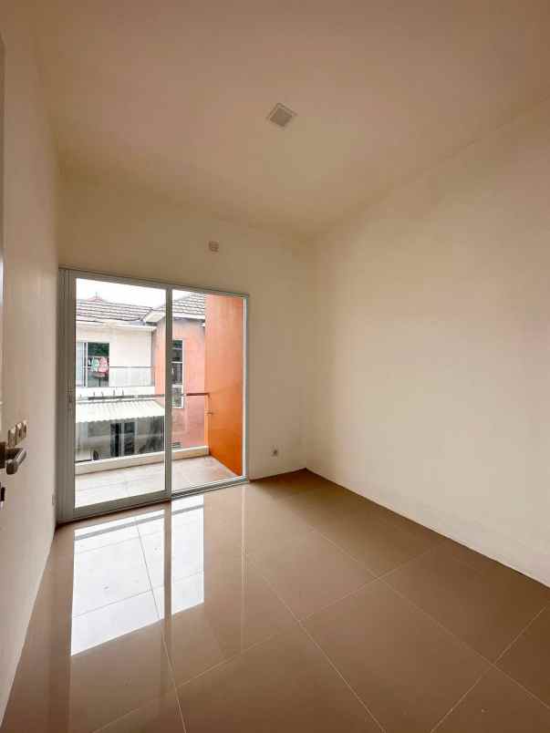rumah bekasi