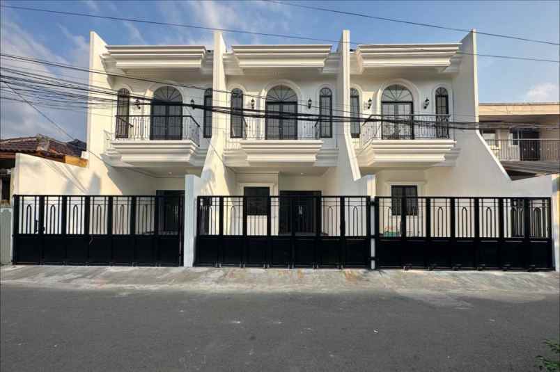 rumah jatinegara