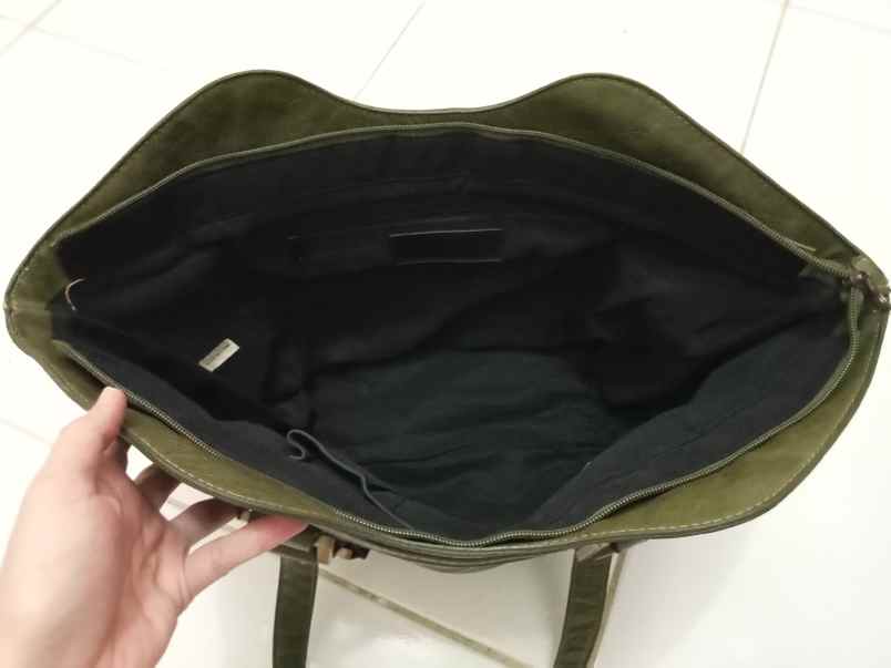 tas dan dompet kramat jati