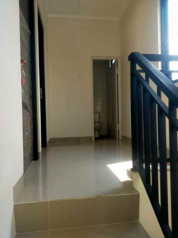 rumah bekasi