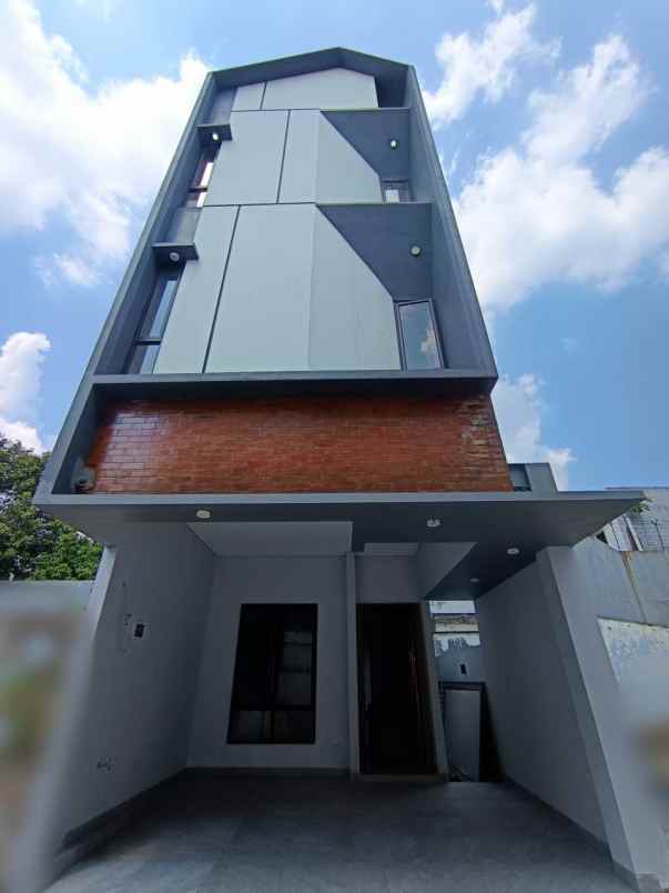 rumah jakarta selatan