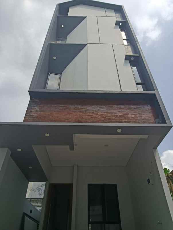 rumah jakarta selatan
