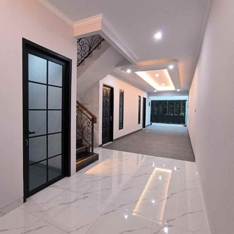 rumah pasar minggu