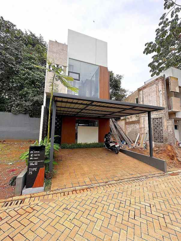 rumah jakarta timur