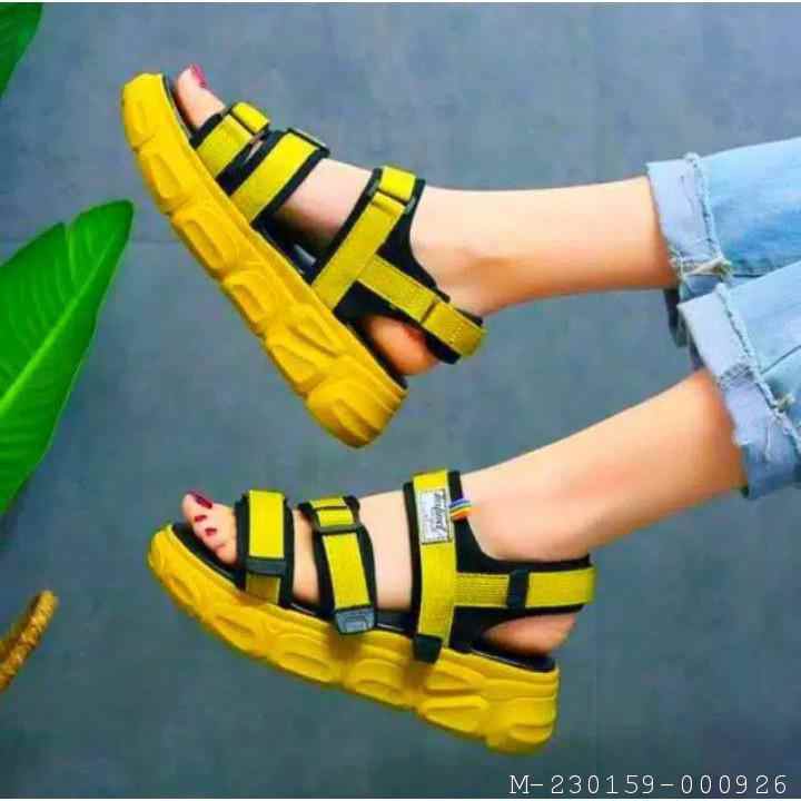 sepatu dan sandal cibodas