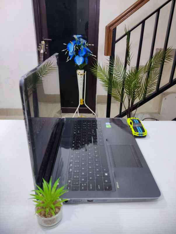 laptop tangerang selatan