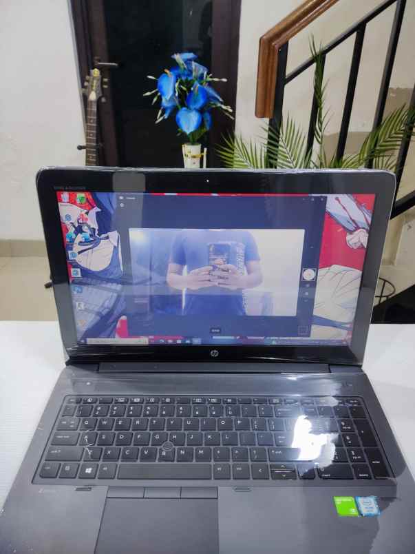 laptop tangerang selatan