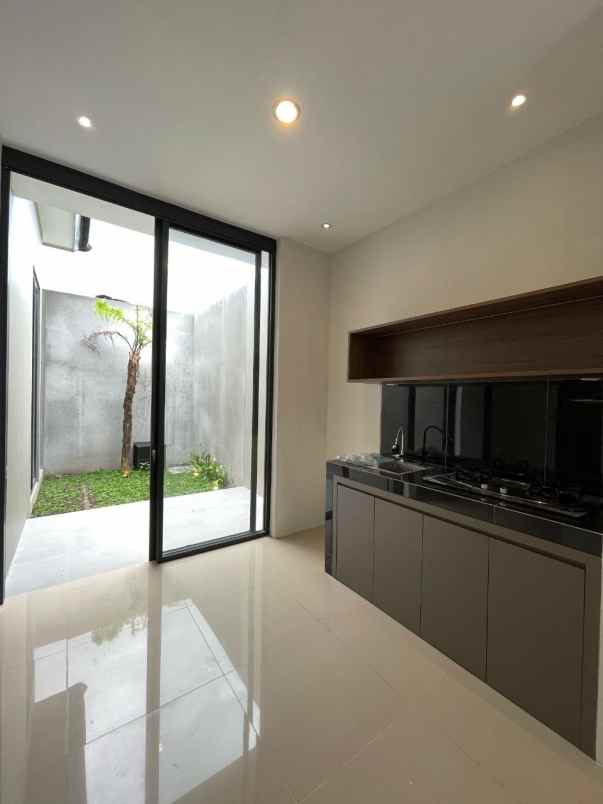 rumah seyegan