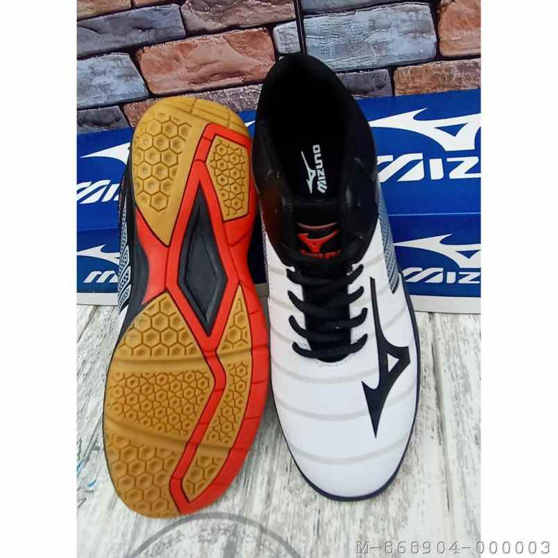 sepatu dan sandal cibodas