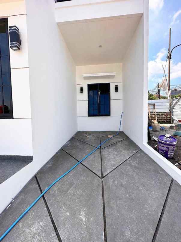 rumah jakarta timur