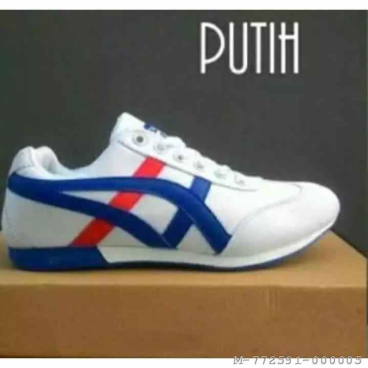 sepatu dan sandal cibodas