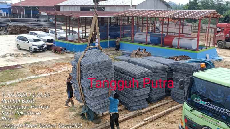 alat bangunan kampar