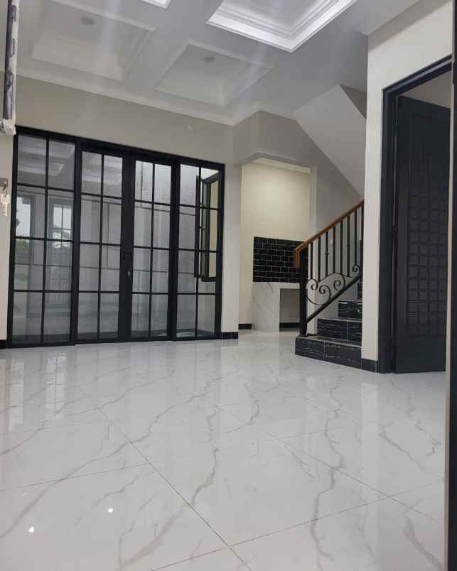 rumah ciracas