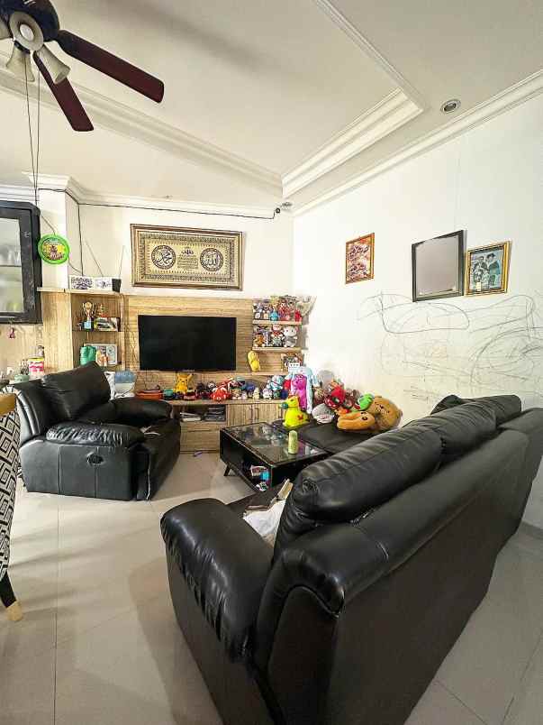 rumah duren sawit