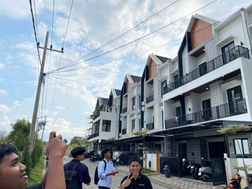 rumah lowokwaru