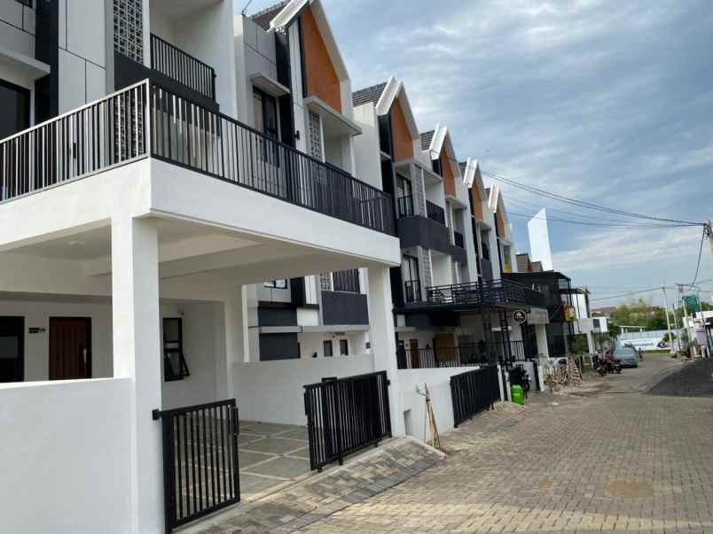 rumah lowokwaru