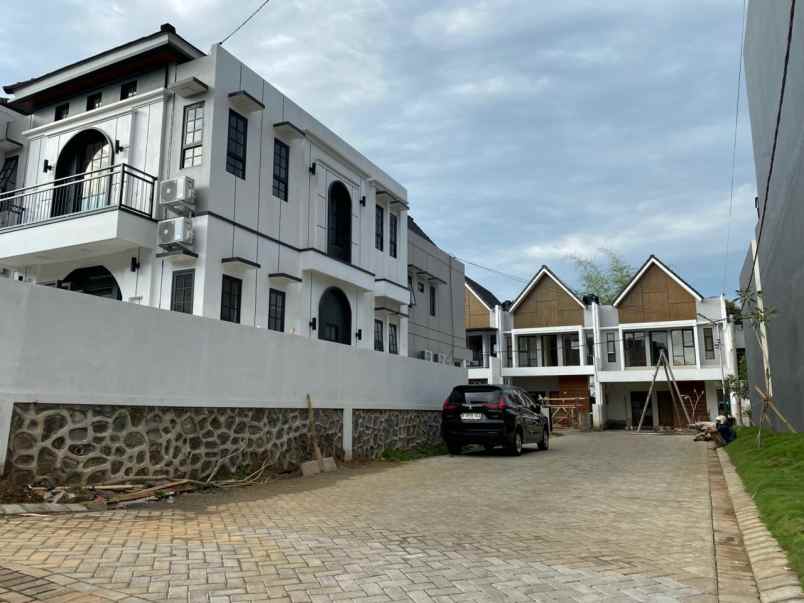 rumah malang