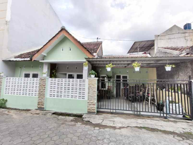 rumah banguntapan
