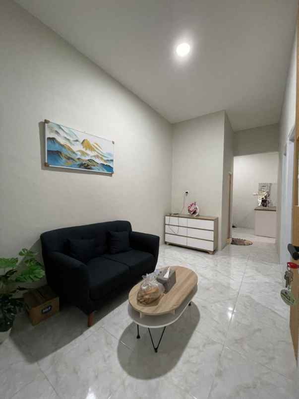 rumah bekasi