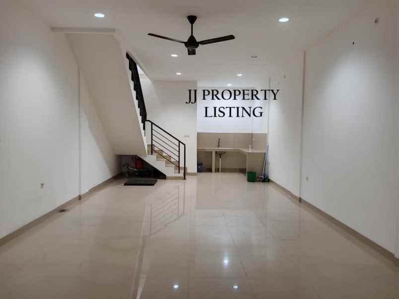 rumah cengkareng