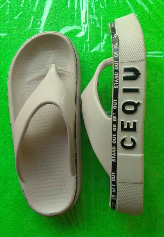 sepatu dan sandal tangerang selatan